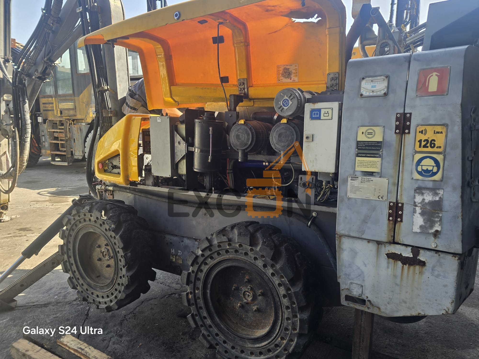 2011 ATLAS COPCO ROC T15