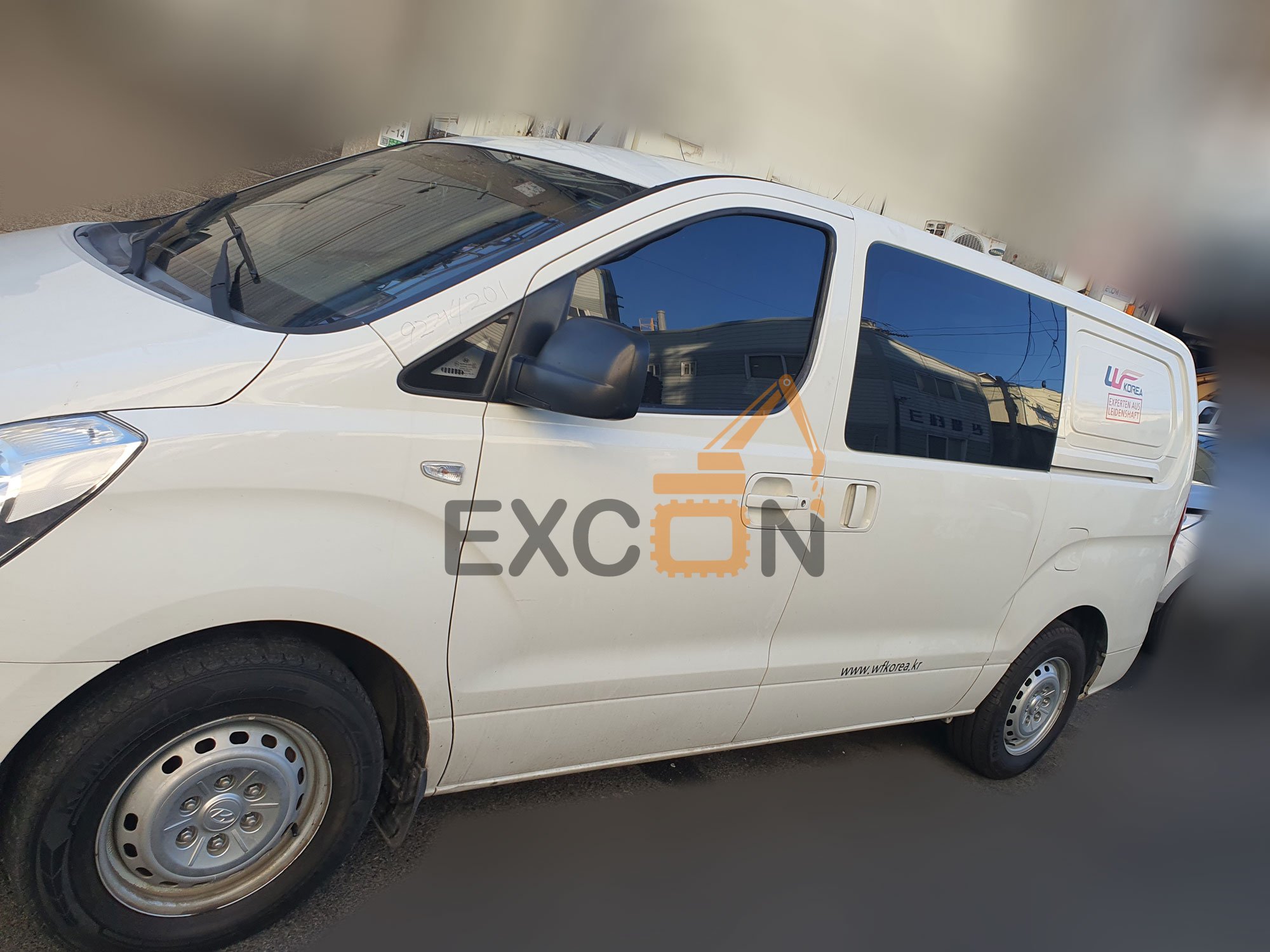 2010 HYUNDAI GRAND STAREX