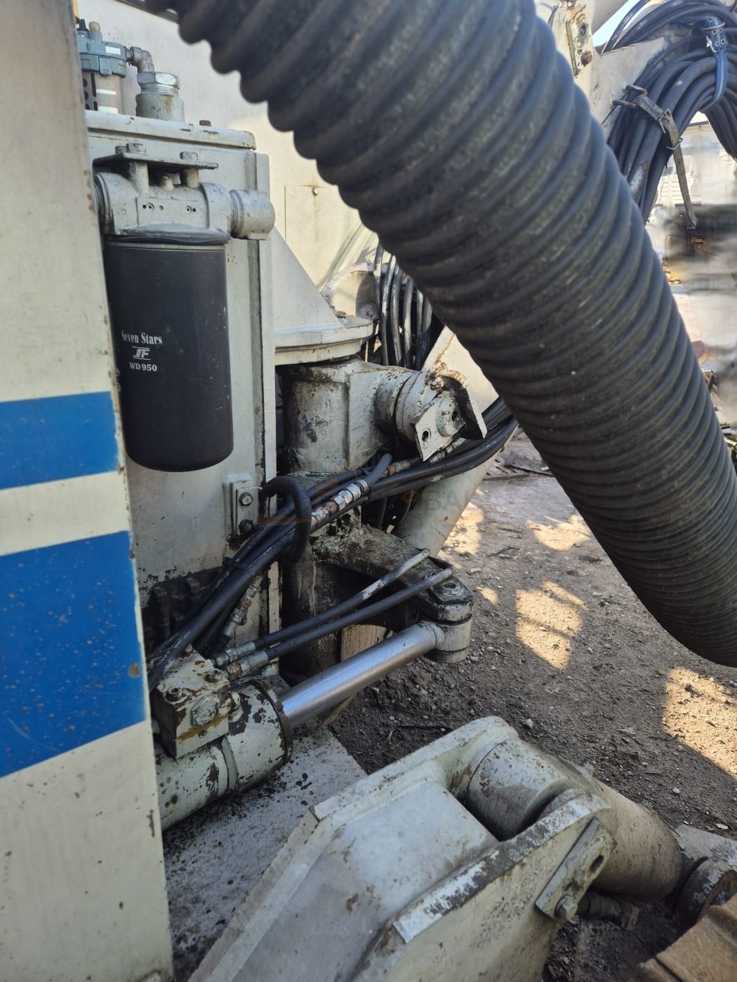 2003 FURUKAWA HCR9DSII