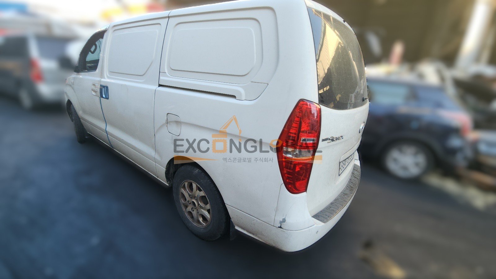 2010 HYUNDAI GRAND STAREX