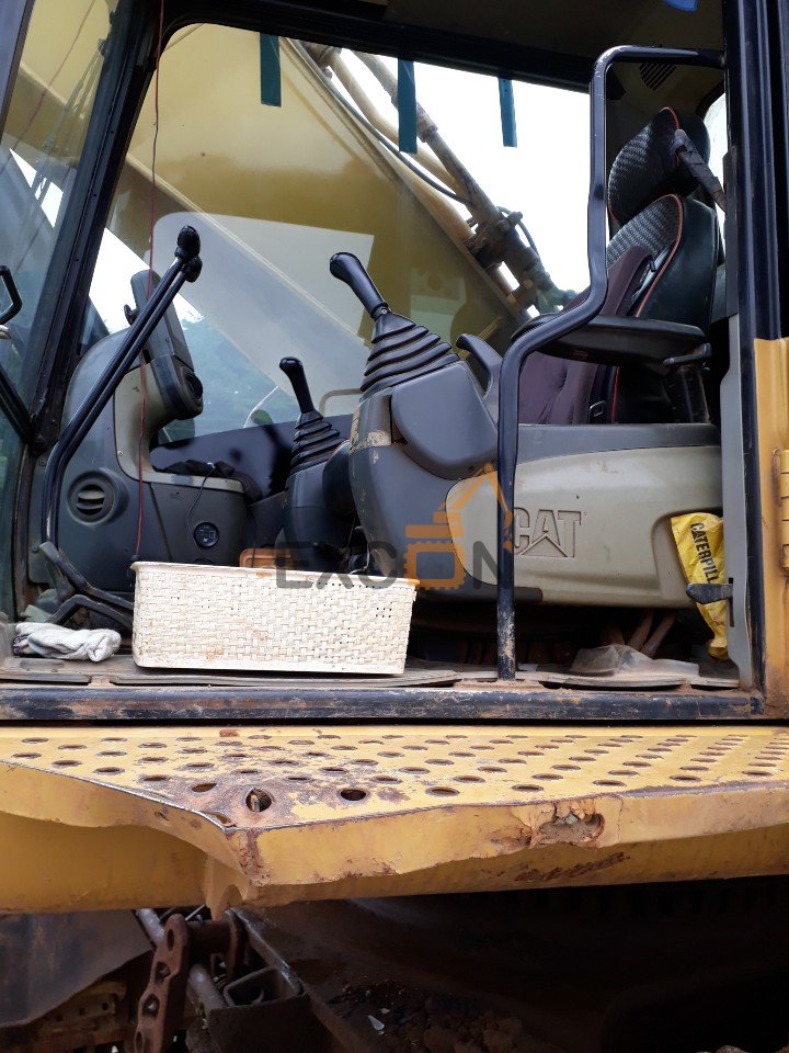 2005 EXCAVATORS 345C