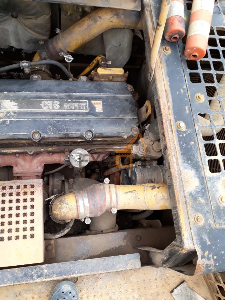 2005 EXCAVATORS 345C