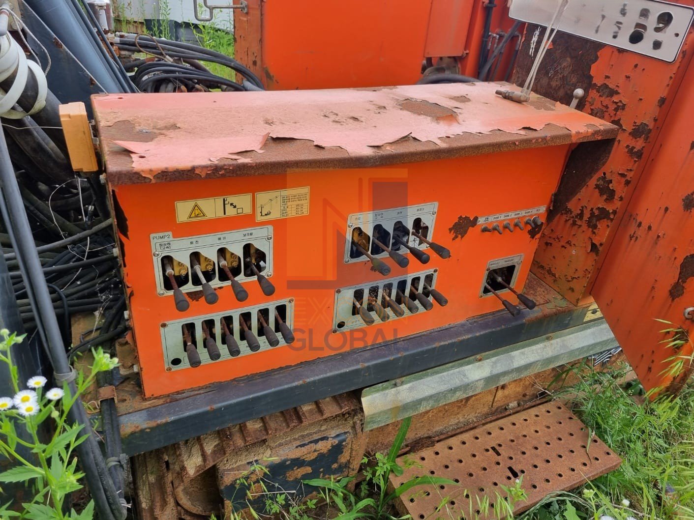 2013 HANJIN DNB P7000D