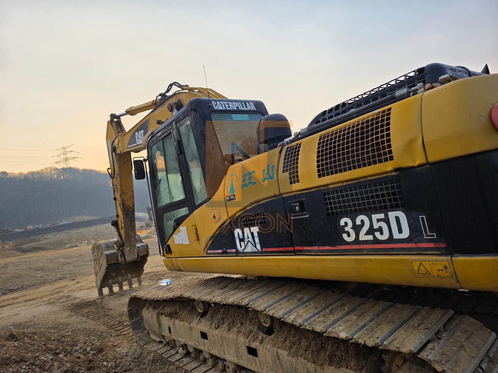 2006 CATERPILLAR 325D