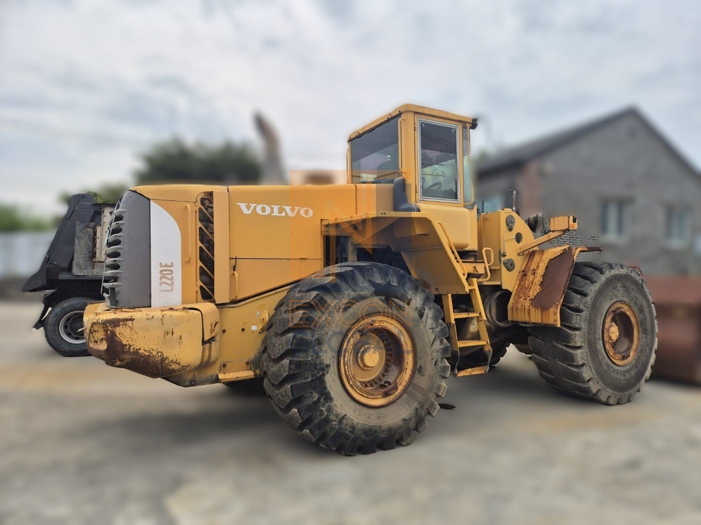 2005 VOLVO L220E