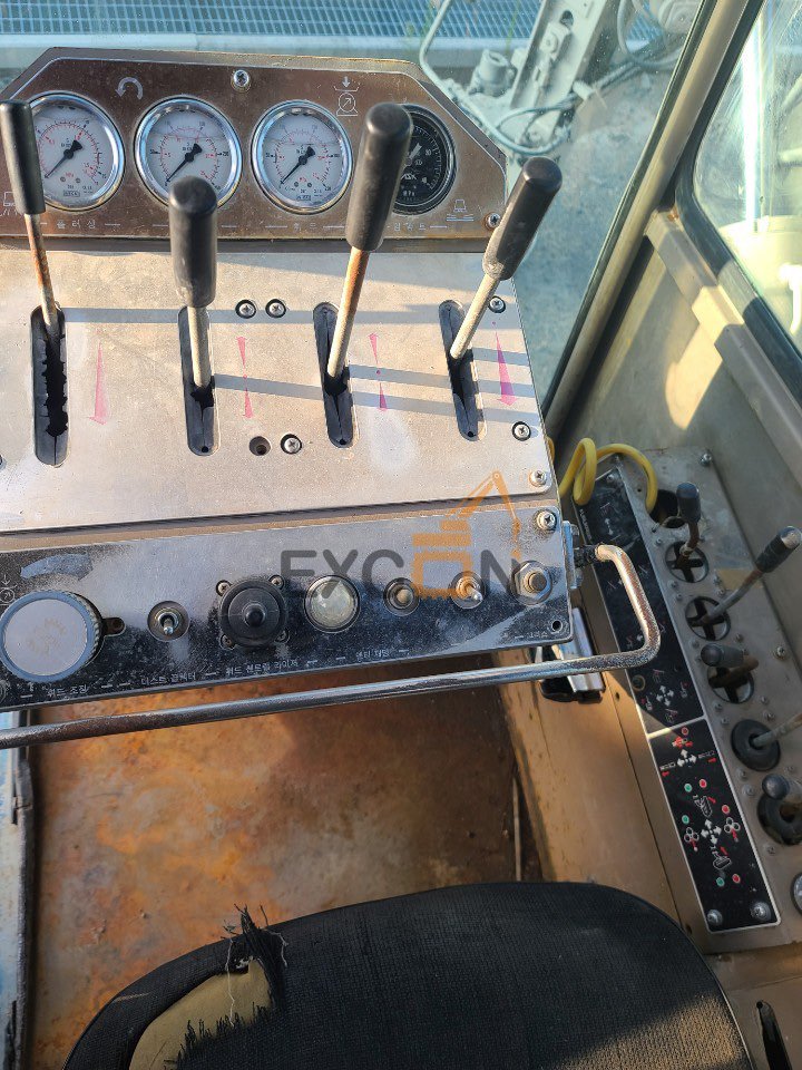 2003 FURUKAWA HCR9DSII