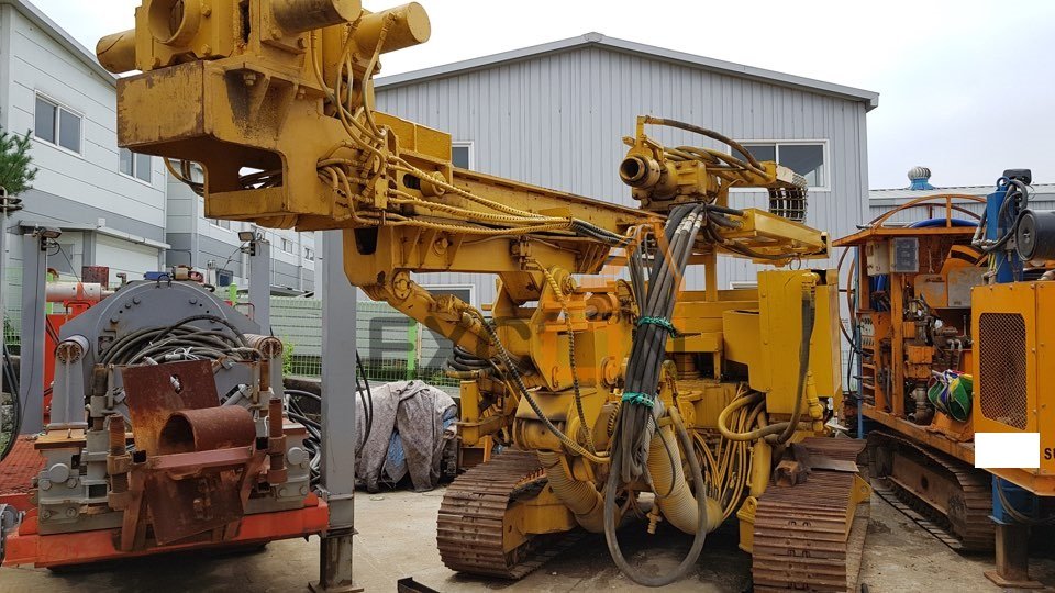 1994 MISTUBISHI MKD108