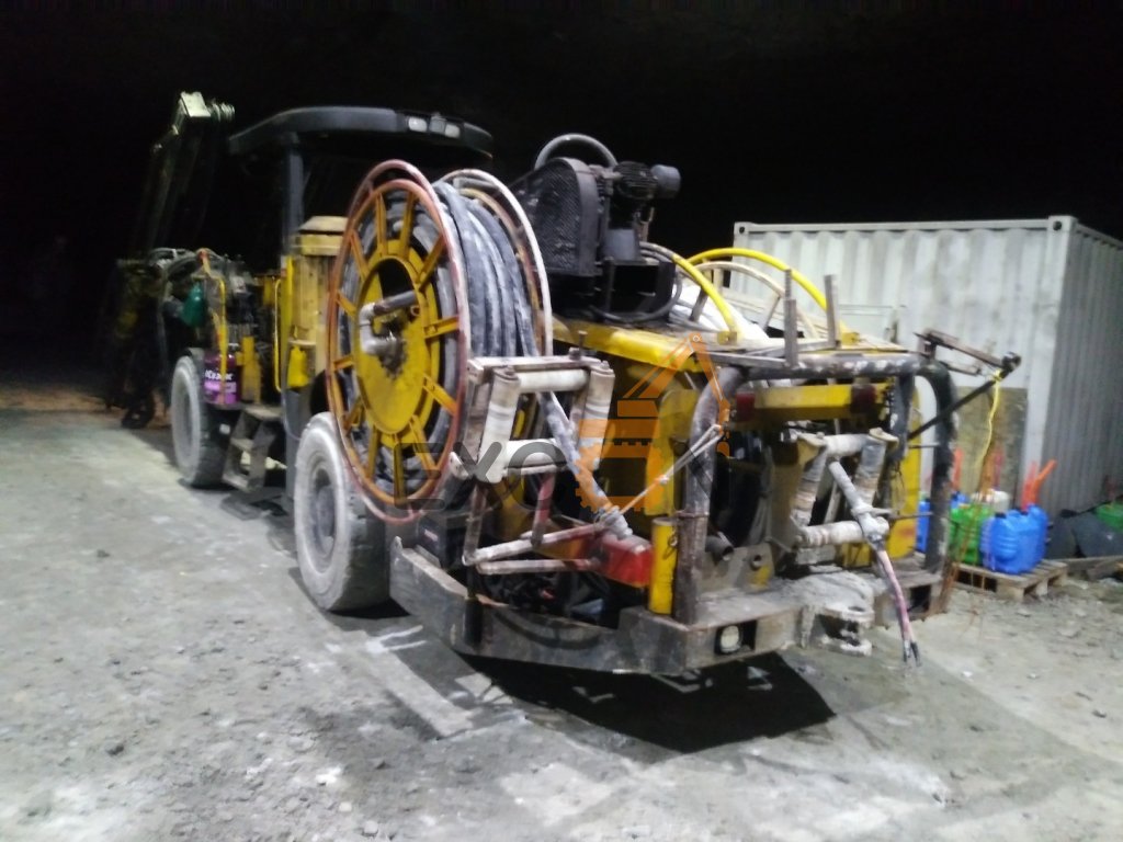 2005 ATLAS COPCO Rocket boomer M2D