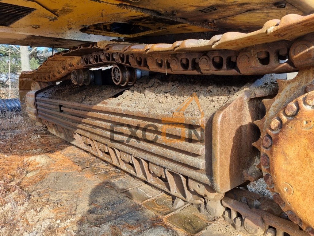 2005 CATERPILLAR 330C