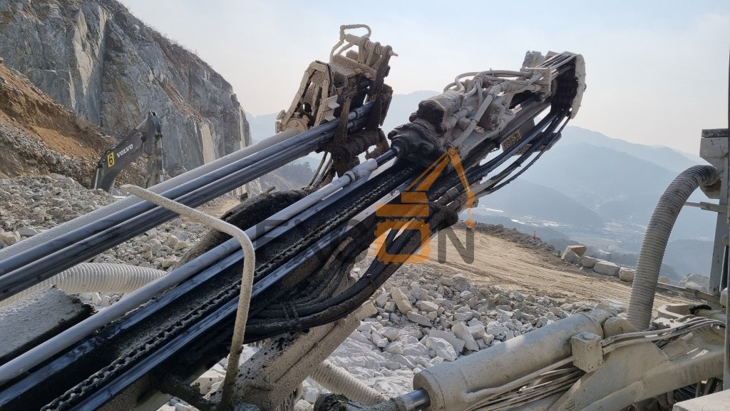 2018 FURUKAWA HCR950DS