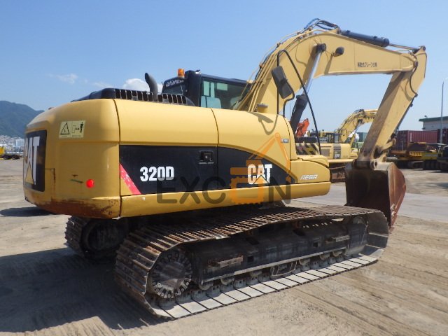 CATERPILLAR 320D